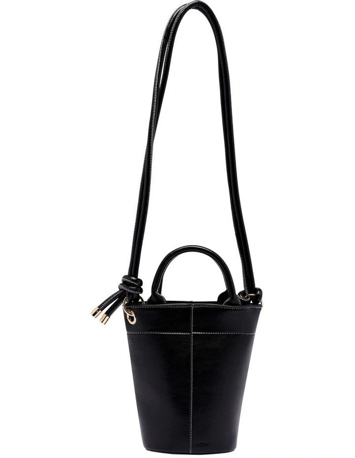 Lenny Bucket Bag in Black