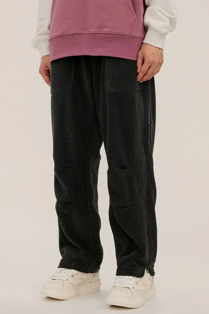 OO Fleece Zipper Loose Trousers