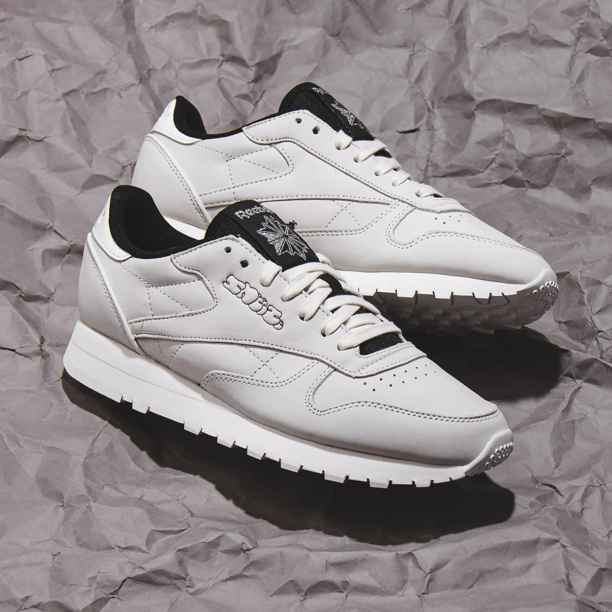 Reebok Classic Men SNEEZE Classic Leather White Chalk IE9215