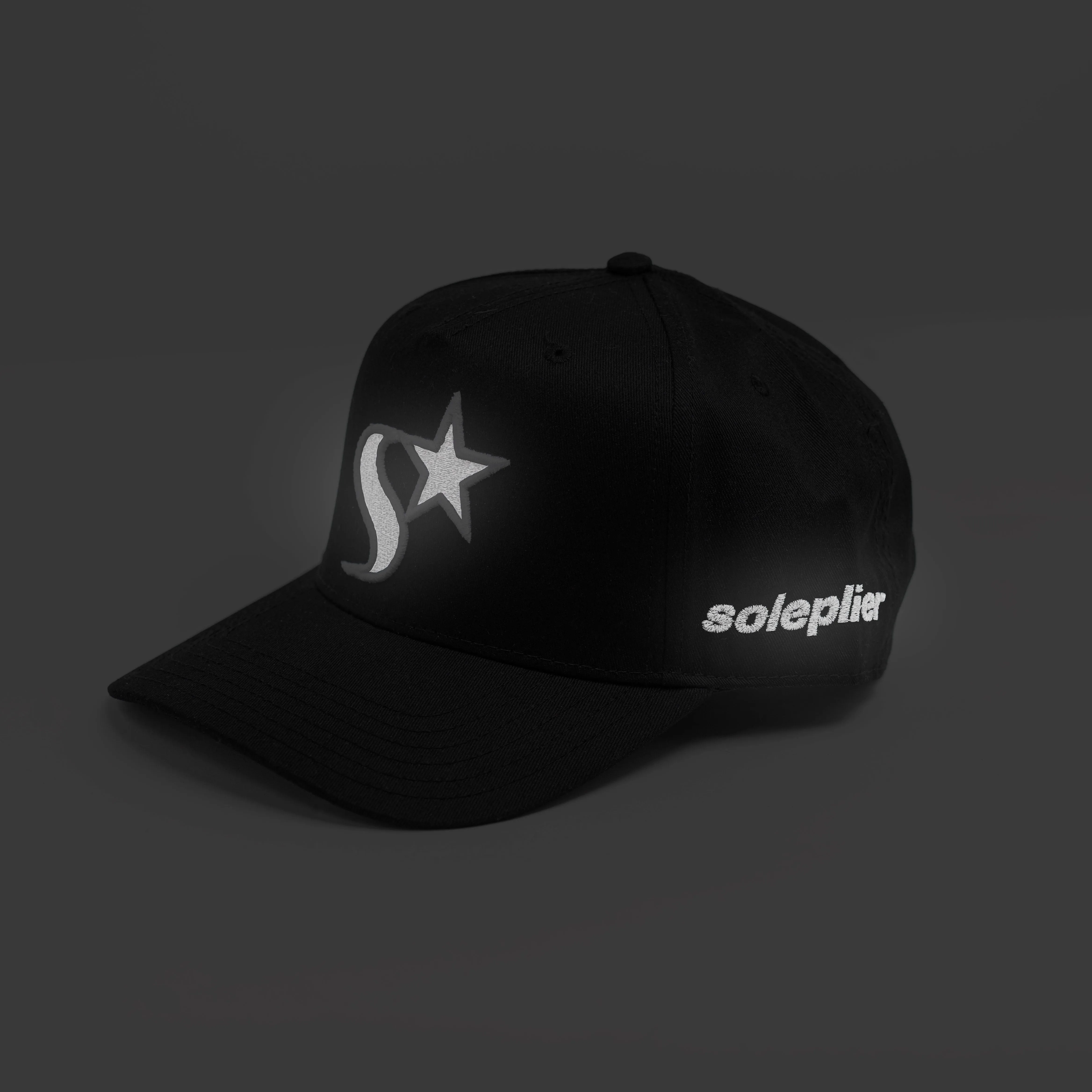 SOLEPLIER Reflective Star Hat Black