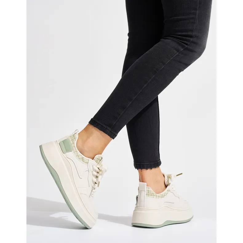 Women's black sneakers with a thick sole beige